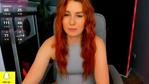 kiraxmoon online show from February 2025 10:17:02 AM