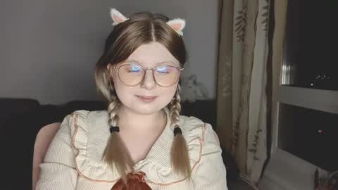 Snapshot of kirayume chatting on May 2026 08:59:02 PM KiraYume online show from May 2026 08:59:02 PM