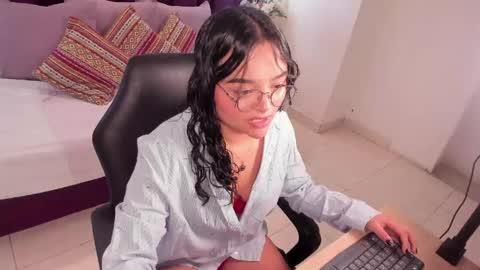 kirdamoon online show from June 2026 11:49:02 AM