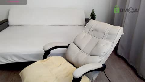 Snapshot of kiri_is_all chatting on December 2024 05:18:02 PM Kiri online show from December 2024 05:18:02 PM