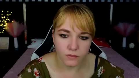 Snapshot of kirra_salute chatting on June 2026 05:48:01 AM Kirra Salute online show from June 2026 05:48:01 AM