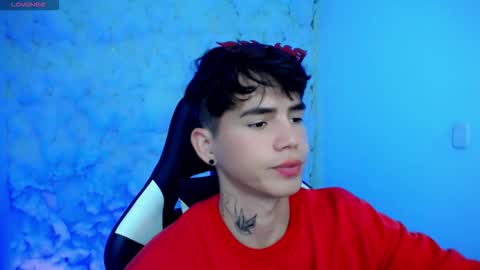 Snapshot of kiss_whitee chatting on November 2025 06:41:04 PM kiss_whitee online show from November 2025 06:41:04 PM