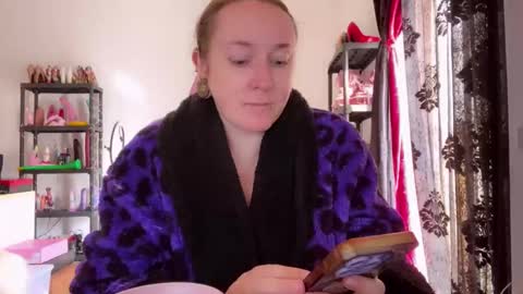 kissica online show from November 2025 09:09:02 AM