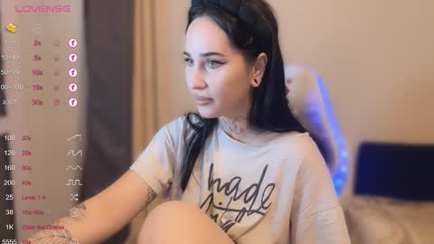Nastya  online show from October 2025 06:06:01 PM