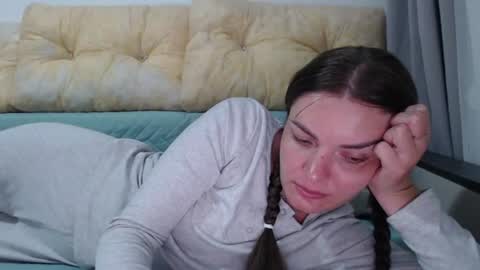 Im Amaia   Everyone Merry Christmas  online show from July 2026 07:49:02 PM