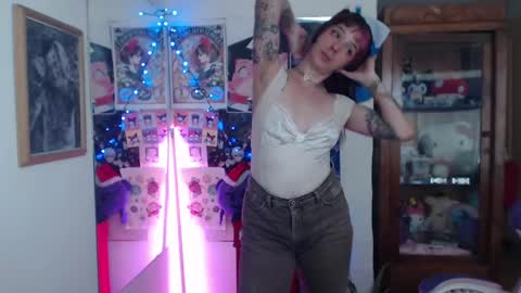 Ari Keimiwrights  online show from December 2024 05:42:01 PM