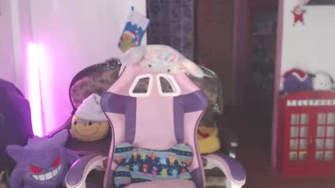 Ari Keimiwrights  online show from November 2025 09:26:02 PM