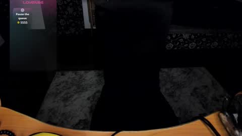 Snapshot of kitsunemoon chatting on September 2025 08:30:01 PM Kitsune online show from September 2025 08:30:01 PM