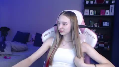 kitsuneyX online show from June 2026 11:22:02 PM