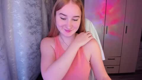 Snapshot of kitten_sun chatting on February 2025 01:57:01 AM kitten_sun online show from February 2025 01:57:01 AM