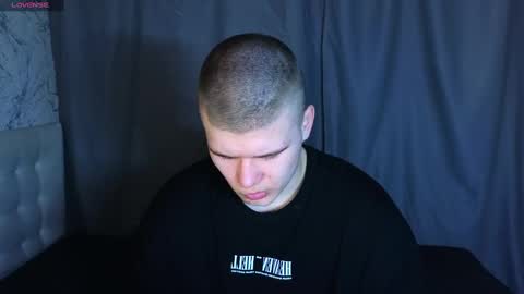 Snapshot of kittenmur chatting on December 2024 08:04:01 AM Vlad online show from December 2024 08:04:01 AM