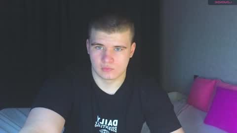 Snapshot of kittenmur chatting on February 2025 03:19:01 PM Vlad online show from February 2025 03:19:01 PM