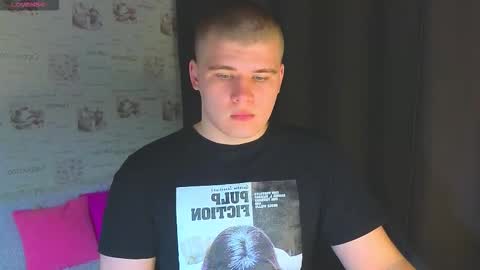 Snapshot of kittenmur chatting on October 2025 08:19:01 PM Vlad online show from October 2025 08:19:01 PM