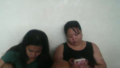 Snapshot of kittensquirtpussy chatting on February 2025 03:01:01 AM kittensquirtpussy online show from February 2025 03:01:01 AM