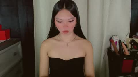 KITTY online show from April 2026 09:45:02 PM