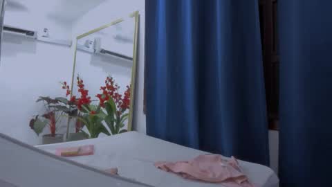 kitty_and_masterboy online show from November 2025 02:33:02 AM