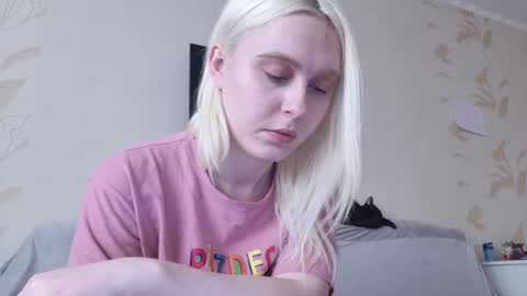 Evelyn online show from March 2025 09:45:02 AM