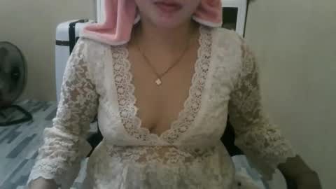 Snapshot of kitty_fussy chatting on October 2025 07:03:02 AM kitty_fussy online show from October 2025 07:03:02 AM