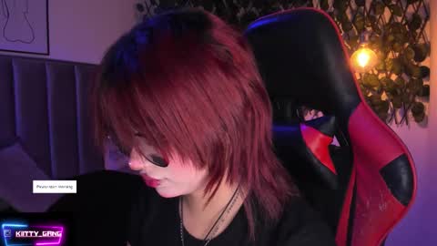 Camila online show from November 2025 02:12:01 AM