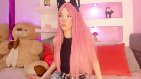 Kate online show from December 2025 08:35:01 PM