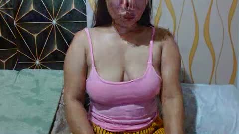 Snapshot of kitty_kheira chatting on June 2026 04:13:01 PM Kheira online show from June 2026 04:13:01 PM