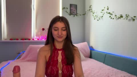 kitty_kristy1 online show from April 2026 12:39:01 PM