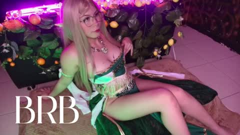 Kitty online show from December 2025 02:27:01 AM