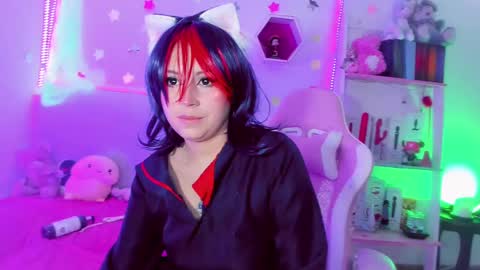     online show from March 2025 03:45:01 AM