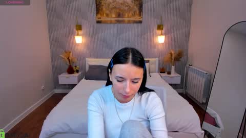 kitty online show from March 2026 01:32:02 AM