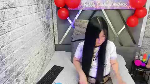 Snapshot of kitty_small69 chatting on May 2026 01:38:01 PM kitty_small69 online show from May 2026 01:38:01 PM