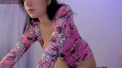 kitty online show from April 2026 06:23:01 PM