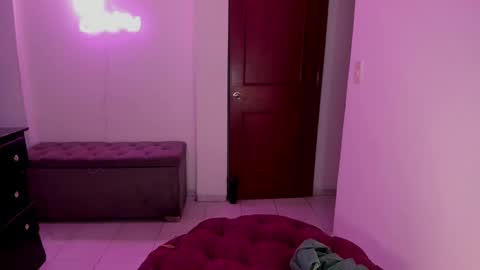 Sari bell online show from February 2025 12:11:01 PM