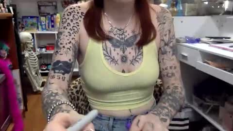 kittykatcoco online show from October 2025 08:49:02 PM