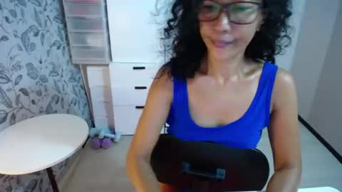 Snapshot of kittykatss chatting on July 2026 05:47:02 AM Viktoria online show from July 2026 05:47:02 AM