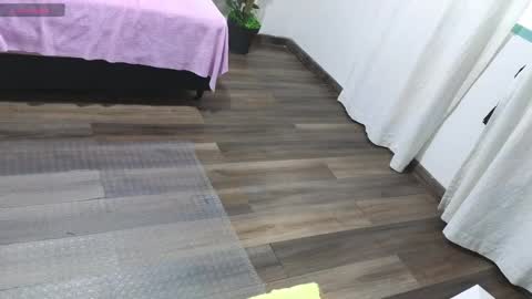 Snapshot of kittystar_tay chatting on March 2025 06:59:02 PM Kitty online show from March 2025 06:59:02 PM