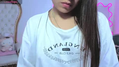 Snapshot of kittystar_tay chatting on September 2025 11:56:02 AM Kitty online show from September 2025 11:56:02 AM