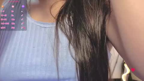 Snapshot of kittystar_tay chatting on October 2025 11:43:01 AM Kitty online show from October 2025 11:43:01 AM