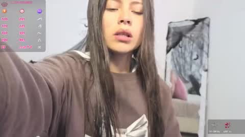 Snapshot of kittystar_tay chatting on October 2025 11:36:01 AM Kitty online show from October 2025 11:36:01 AM