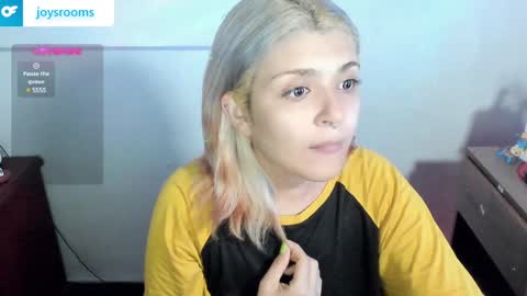 Snapshot of kittytrixy97 chatting on December 2024 03:30:02 AM Kitty Trixy online show from December 2024 03:30:02 AM