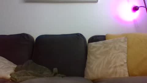 Kittyymaze online show from December 2025 01:27:01 PM