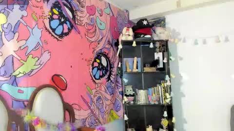 Kitty Zen online show from November 2025 03:23:01 PM