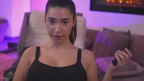 Snapshot of kity_sweet chatting on January 2025 05:19:01 PM Erika online show from January 2025 05:19:01 PM