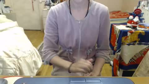 Snapshot of kiuminberry chatting on January 2026 08:31:02 AM KiuminBerry online show from January 2026 08:31:02 AM