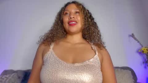 Snapshot of kiut_lili18 chatting on October 2025 07:47:02 PM Lili online show from October 2025 07:47:02 PM