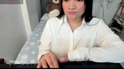 kixua online show from February 2026 11:09:01 PM