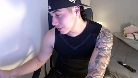 kiyo__ online show from May 2026 01:23:02 AM