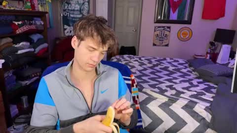 Kyle online show from February 2025 01:44:01 PM