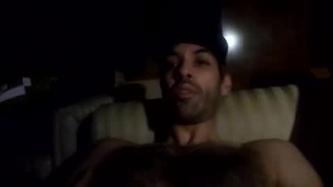 klaus_cloudz online show from May 2026 05:48:02 AM
