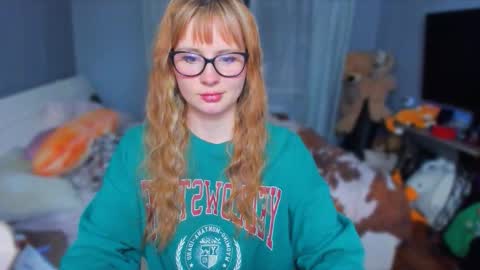 Snapshot of klementinagirl chatting on October 2025 09:10:02 PM Klementinafanslyklementina6661 online show from October 2025 09:10:02 PM