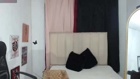 Snapshot of kleo_princess18 chatting on February 2025 02:15:01 AM kleo online show from February 2025 02:15:01 AM